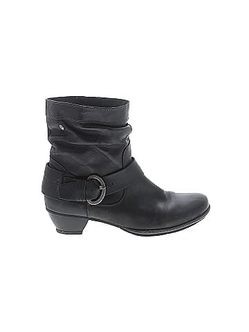 Pikolinos Ankle Boots (view 1)