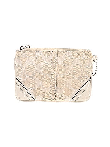Coach Wristlet (view 2)