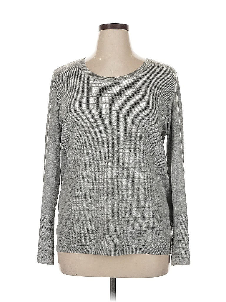 Click to view more detailed imagery on our partner's website Pre-owned Tribal Long Sleeve Top Gray Crew Neck Tops