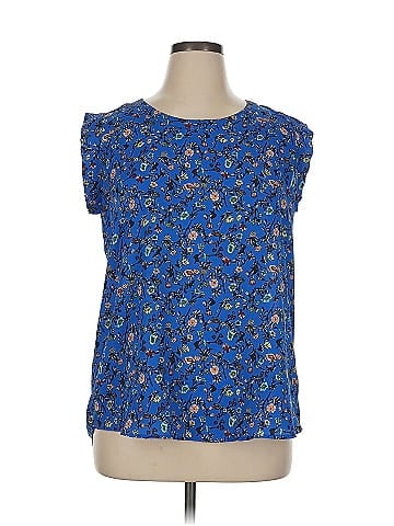 Pleione Short Sleeve Top (view 1)