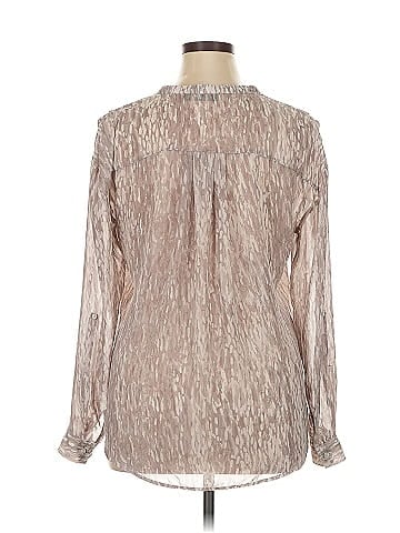 a.n.a. A New Approach Long Sleeve Blouse (view 2)
