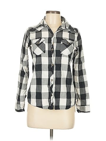 Delia's 3/4 Sleeve Button-Down Shirt (view 1)