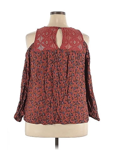 Xhilaration 3/4 Sleeve Blouse (view 2)