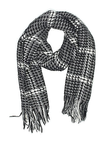 Simply Noelle Scarf (view 1)