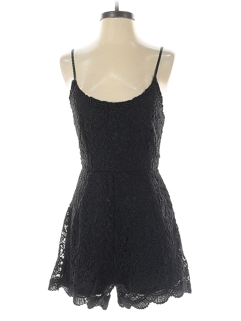 Pre-owned Missguided Cocktail Dress In Black
