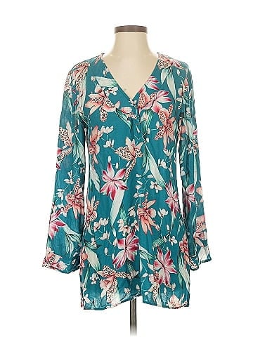 La Blanca 3/4 Sleeve Blouse (view 1)