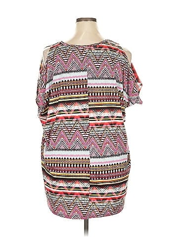 Swimsuits for all Short Sleeve Top (view 2)