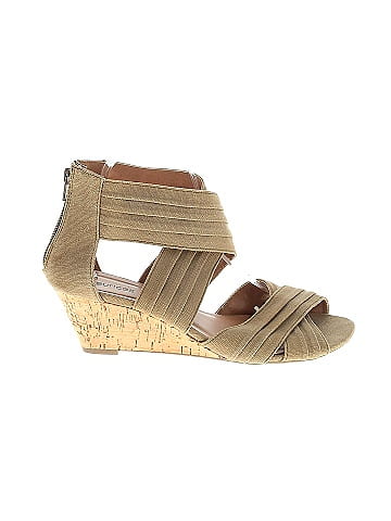 Maurices Wedges (view 1)