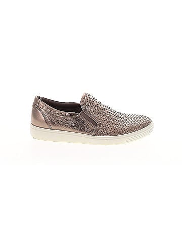 Ecco Flats (view 1)