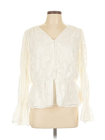Elizabeth and James 3/4 Sleeve Blouse (view 1)