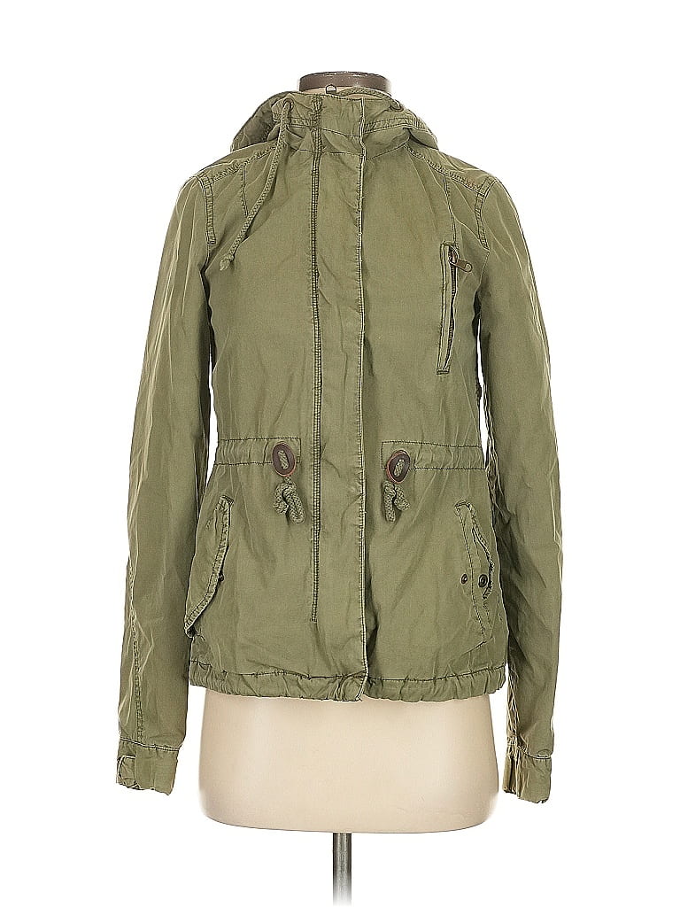 Pre-owned Divided By H&m Jacket In Green