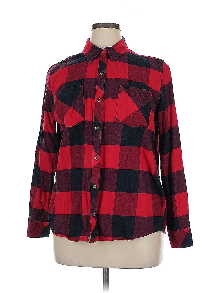 Click to view more detailed imagery on our partner's website Pre-owned Natural Reflections Long Sleeve Button Down Shirt In Red