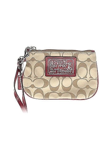 Coach Heart Poppy Wristlet (view 1)