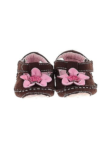 OshKosh B'gosh Flats (view 2)