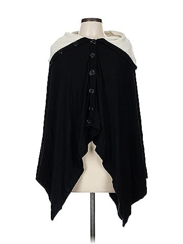 Capote Poncho (view 1)