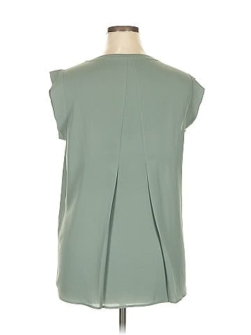 Pleione Sleeveless Blouse (view 2)