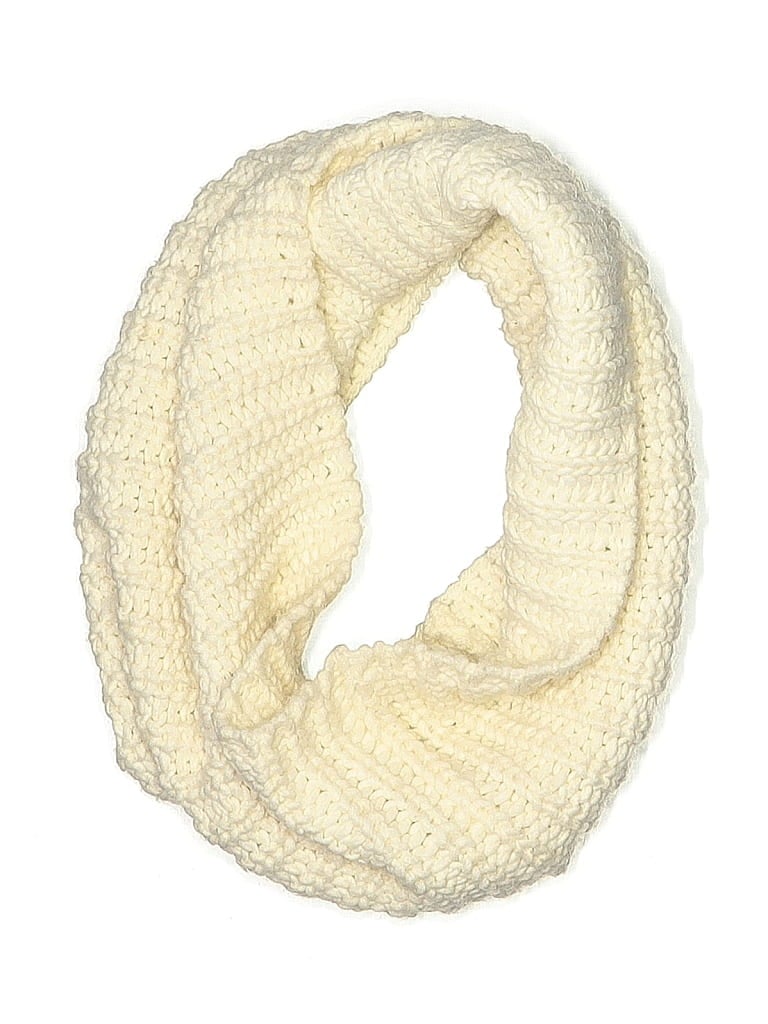 Pre-owned Gap Scarf In White