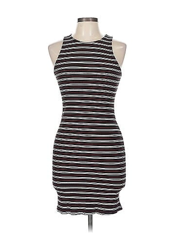 Heart & Hips Casual Dress (view 1)