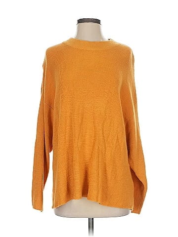 FP BEACH Pullover Sweater (view 1)