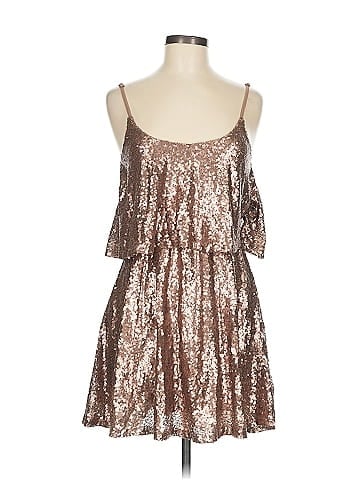 TOBI Sleeveless Top (view 1)