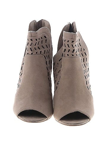 Madden Girl Ankle Boots (view 2)