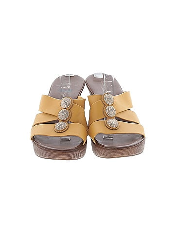 Contesa Wedges (view 2)