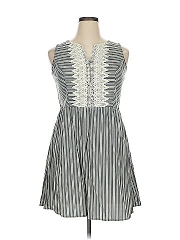Xhilaration Casual Dress (view 1)