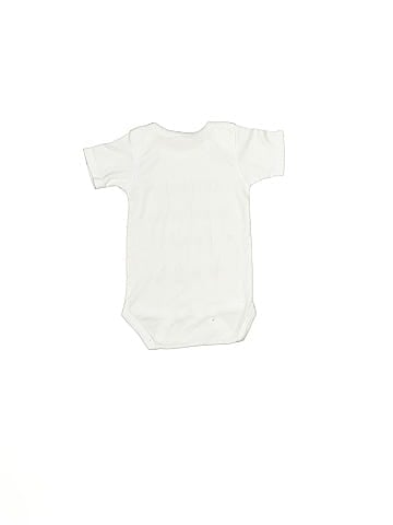 Laughing Giraffe Short Sleeve Onesie (view 2)