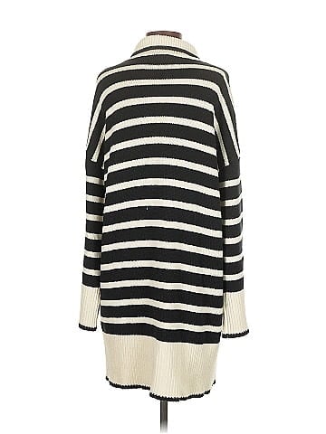 Blu Pepper Pullover Sweater (view 2)