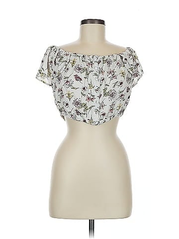 Xhilaration Short Sleeve Top (view 1)