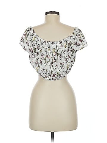Xhilaration Short Sleeve Top (view 2)