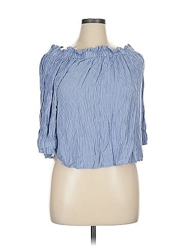 LUQ 3/4 Sleeve Blouse (view 1)