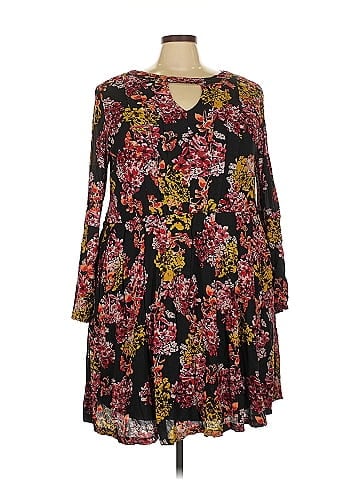 Nina Leonard Casual Dress (view 1)