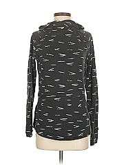 Title Nine Long Sleeve Top