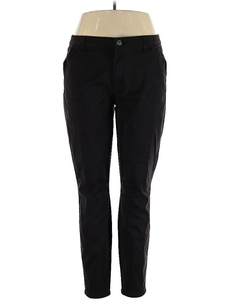 Click to view more detailed imagery on our partner's website Pre-owned Aéropostale Casual Pants In Black