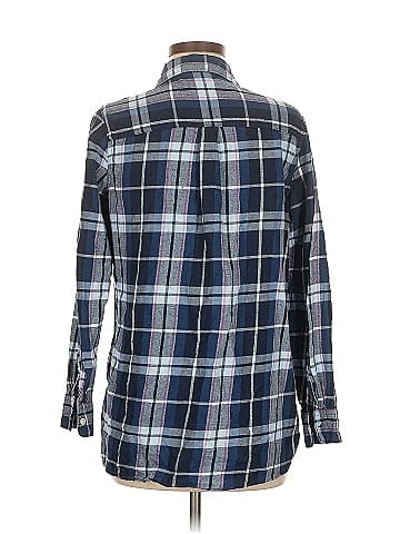 Old Navy Long Sleeve Button-Down Shirt (view 2)