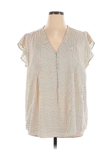 Carolina Belle Sleeveless Blouse (view 1)