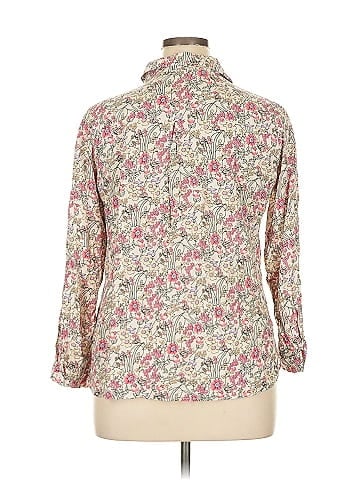 Big Dart 3/4 Sleeve Button-Down Shirt (view 2)