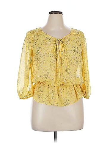 Candie's 3/4 Sleeve Blouse (view 1)