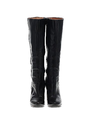 Fossil Boots (view 2)