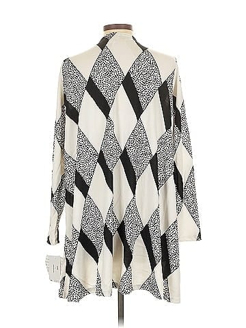 Lularoe Cardigan (view 2)