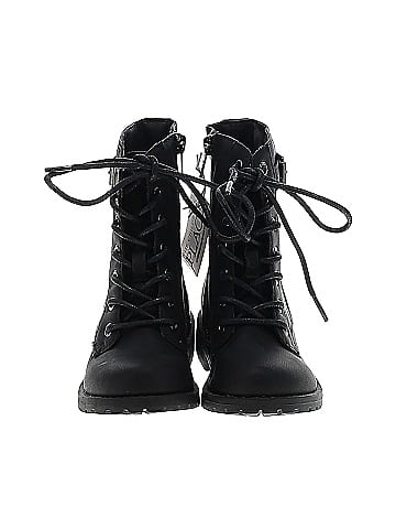 The Children's Place Ankle Boots (view 2)