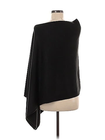 Coco + Carmen Poncho (view 2)