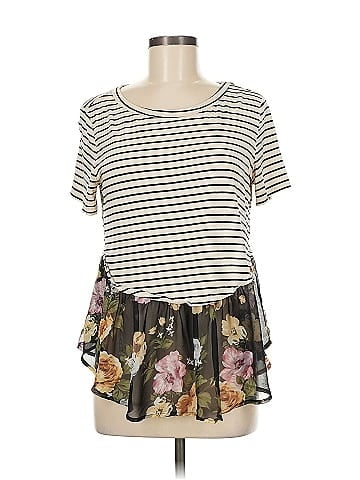 Doe & Rae Short Sleeve T-Shirt (view 1)