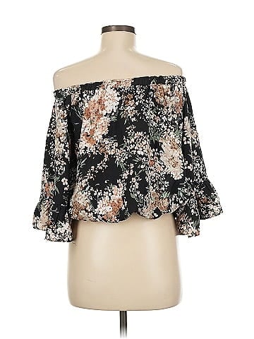 ee:some 3/4 Sleeve Blouse (view 2)