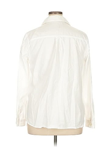 Old Navy Long Sleeve Button-Down Shirt (view 2)