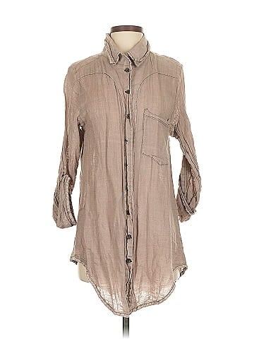 Cynthia Ashby 3/4 Sleeve Button-Down Shirt (view 1)