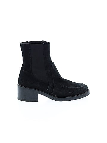 Tod's Ankle Boots (view 1)