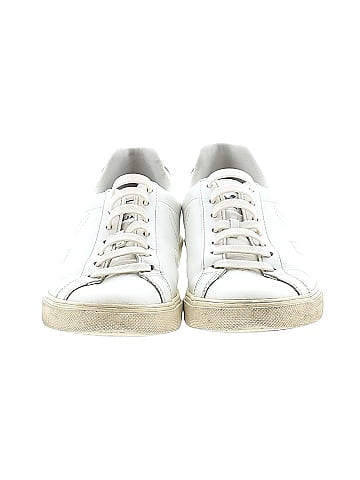 VEJA Sneakers (view 2)
