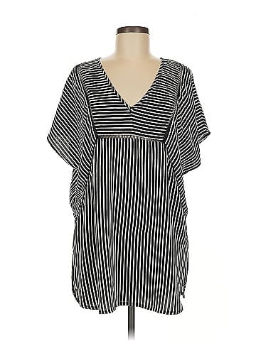 Xhilaration Short Sleeve Blouse (view 1)